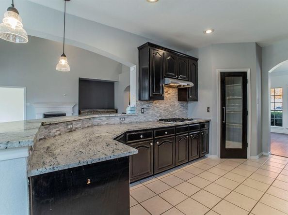 9  Losana Court , Mansfield Texas 76063