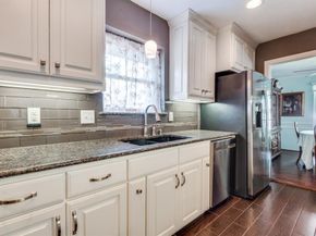 1028  Rosewood  , DeSoto Texas 75115