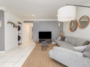 5051  Les Chateaux Drive  138, Dallas Texas 75235