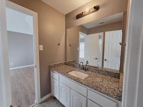 5207 W Cove Way , Grand Prairie Texas 75052