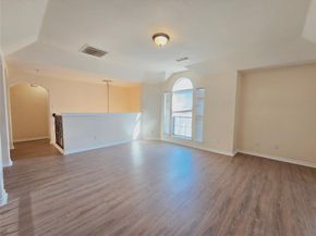 5207 W Cove Way , Grand Prairie Texas 75052