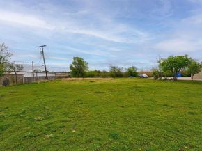 2309  Oakland  , Fort Worth Texas 76103