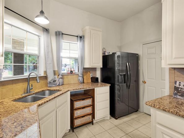 3401  Muleshoe Lane , Fort Worth Texas 76179