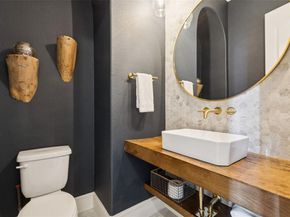 1008  Hazel Drive , Lantana Texas 76226