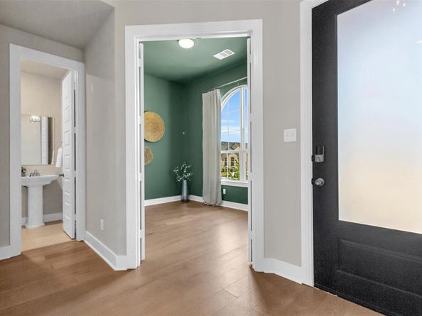 4112  Silver Spur Court , Aubrey Texas 76227