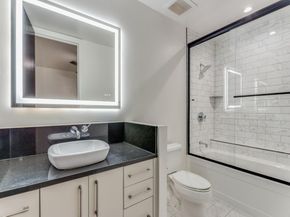 2600 W 7th Street  1613, Fort Worth Texas 76107