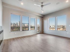 1900 S Ervay Street  316, Dallas Texas 75215