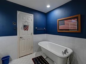 2300  Woodsong Trail , Arlington Texas 76016