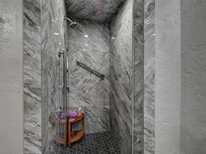 2300  Woodsong Trail , Arlington Texas 76016