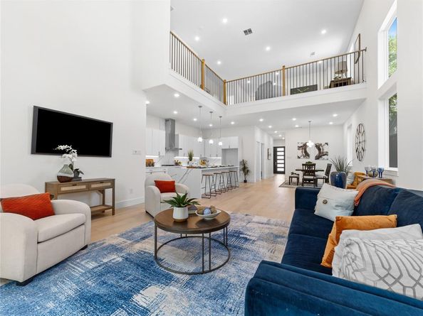 426  Martinique Avenue , Dallas Texas 75223