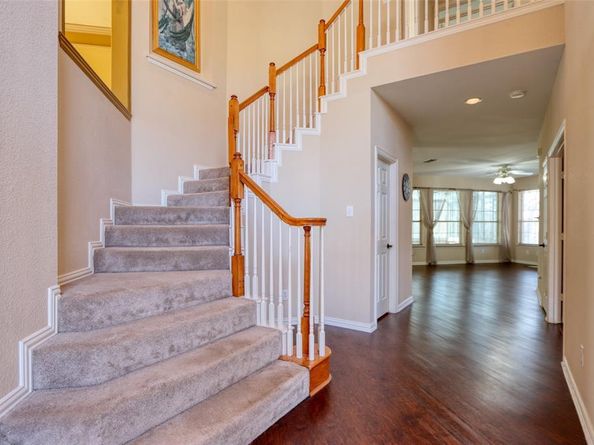 6521  Lynch Lane , Garland Texas 75044