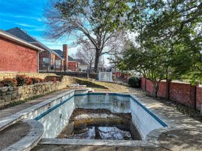 6521  Lynch Lane , Garland Texas 75044