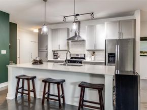 5710  Mccommas Boulevard  103, Dallas Texas 75206