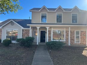 1822  Tiburon Bend , Lewisville Texas 75067