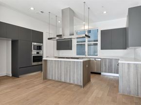 3040  Chimes Street , Dallas Texas 75219