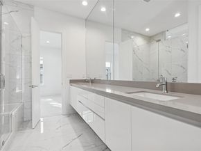 3040  Chimes Street , Dallas Texas 75219