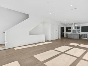 3040  Chimes Street , Dallas Texas 75219