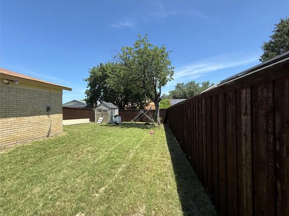 2809  Royalty Drive , Garland Texas 75044