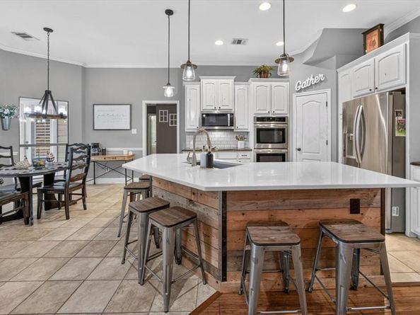 2016  Spinnaker Lane , Azle Texas 76020