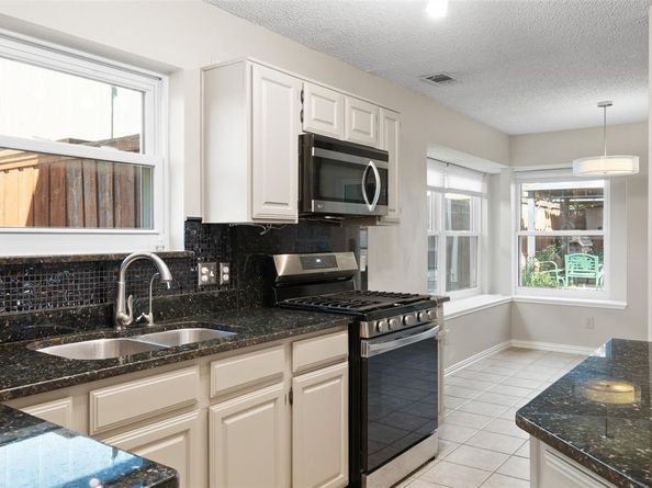1109  Holly Drive , Carrollton Texas 75010