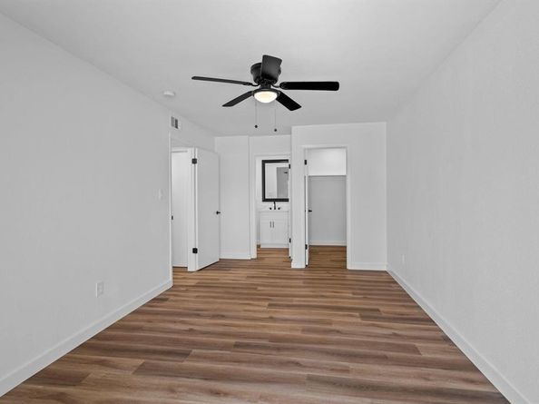 2621  Amherst Court , Irving Texas 75038