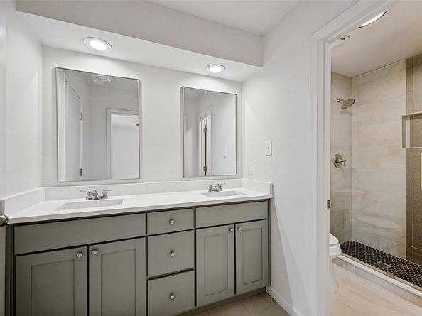 4113  Hemlock Street , Fort Worth Texas 76137