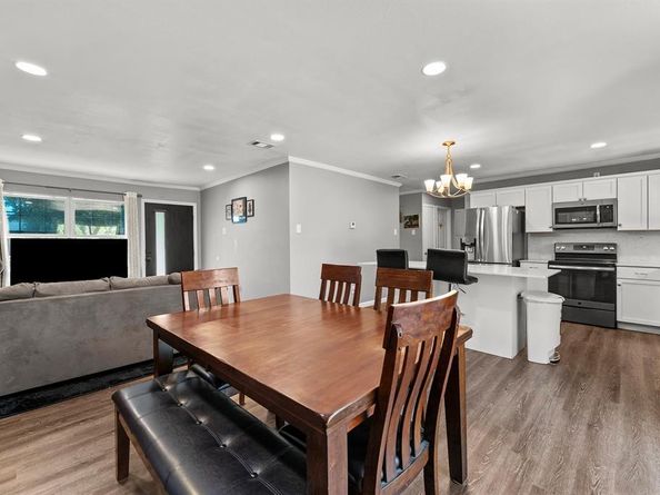 1013  Irene Drive , Mesquite Texas 75149