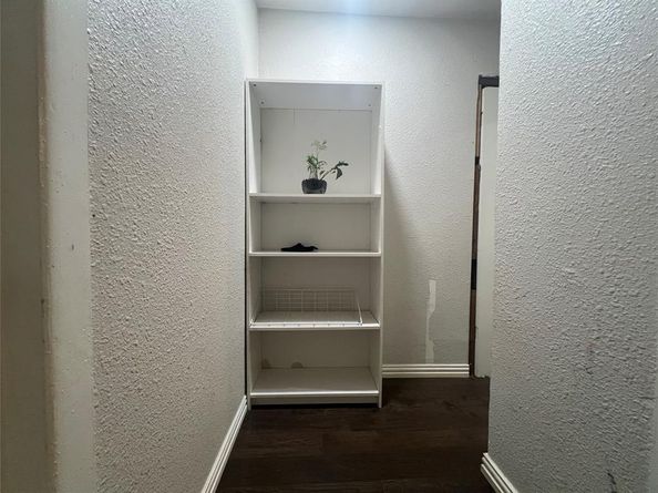 8810  Eldon Drive , Dallas Texas 75217