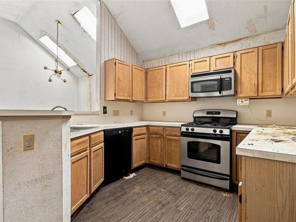 6501  White Oak Drive , Rowlett Texas 75089