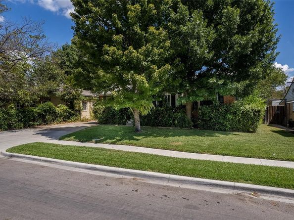 9432  Lenel  , Dallas Texas 75220