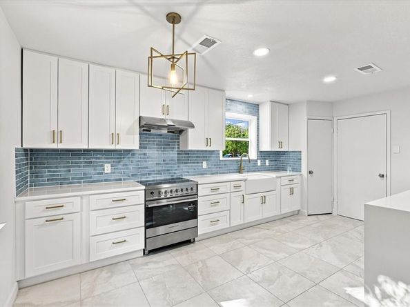 206  Hickory Lane , Hickory Creek Texas 75065