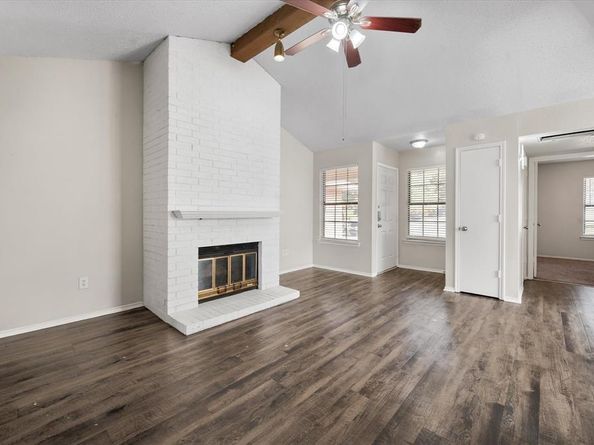 706  Woodland Court , Kennedale Texas 76060