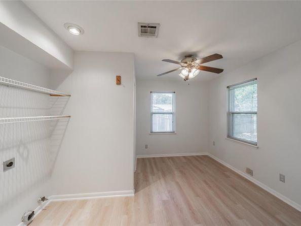 1233  Fair Oaks Drive , Irving Texas 75060