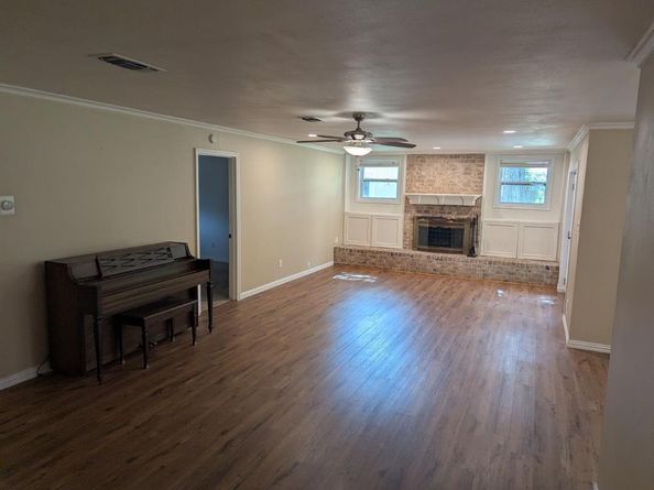 2908  Ashbury Drive , Arlington Texas 76015