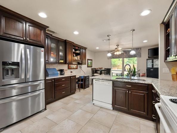 1032 E Enon Avenue , Everman Texas 76140