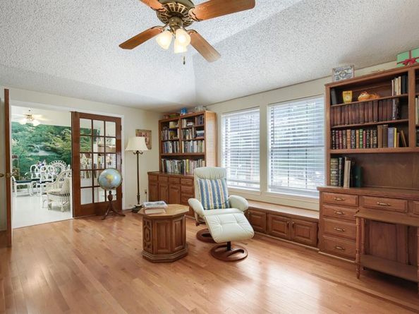 1538  Highland Road , Dallas Texas 75218