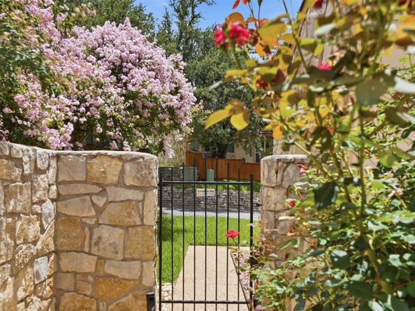 8306 Puerta VIS, Austin TX 78759