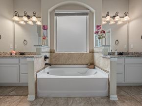 108 Peggy DR, Liberty Hill TX 78642