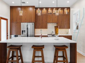 1609 W 8th ST A, Austin TX 78703