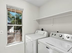 1708 E 17th ST B, Austin TX 78702