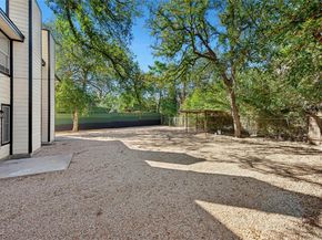 1708 E 17th ST B, Austin TX 78702