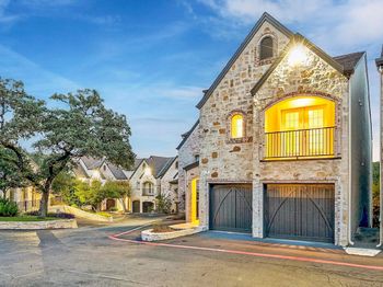 1701 Spyglass DR