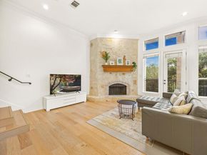 1701 Spyglass DR 11, Austin TX 78746