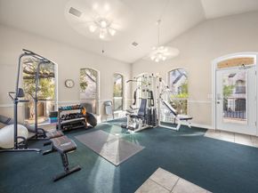 1701 Spyglass DR 11, Austin TX 78746