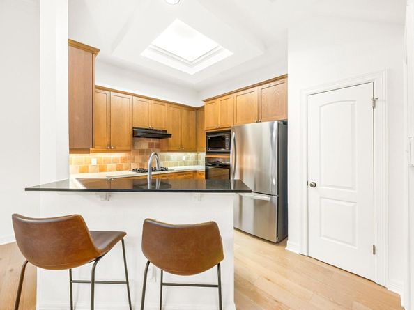 1701 Spyglass DR 11, Austin TX 78746