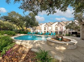 1701 Spyglass DR 11, Austin TX 78746