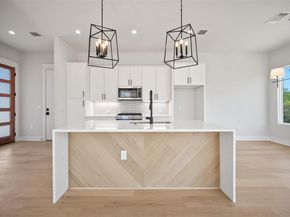 6301 Bristol CIR 2, Austin TX 78723
