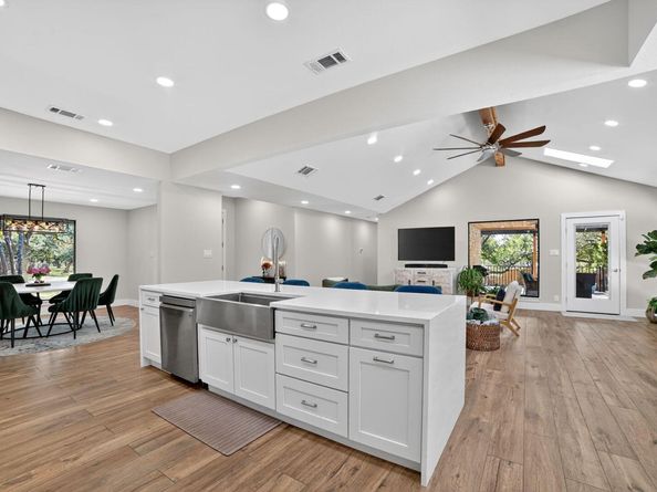 10600 Glass Mountain TRL, Austin TX 78750