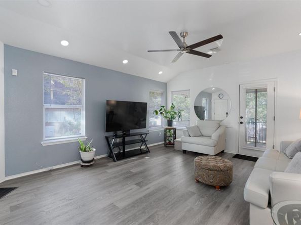 8904 Francia TRL, Austin TX 78748