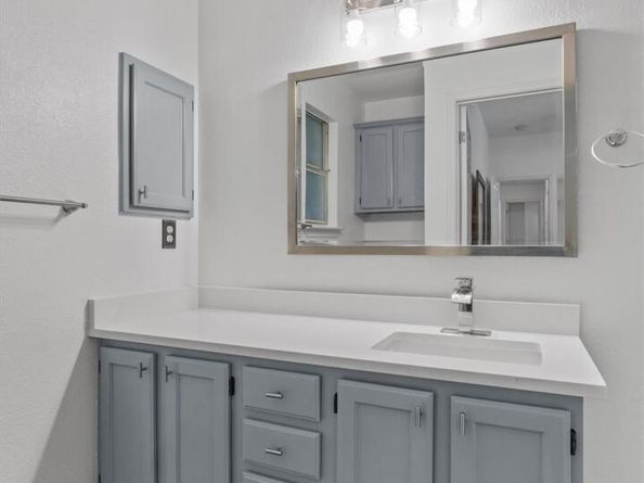 8904 Francia TRL, Austin TX 78748